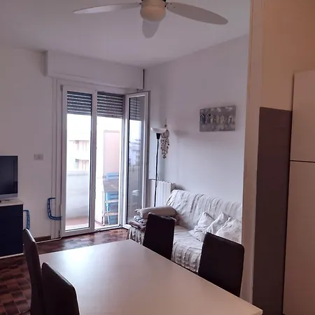 Apartment Miramare - 2 Bedroom Lido Adriano
